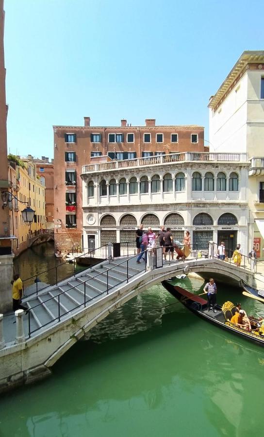 Palazzo Orseolo- Gondola View Hotel Venice Exterior photo