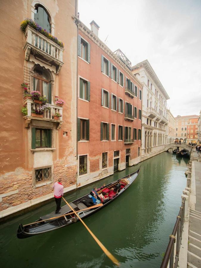 Palazzo Orseolo- Gondola View Hotel Venice Exterior photo